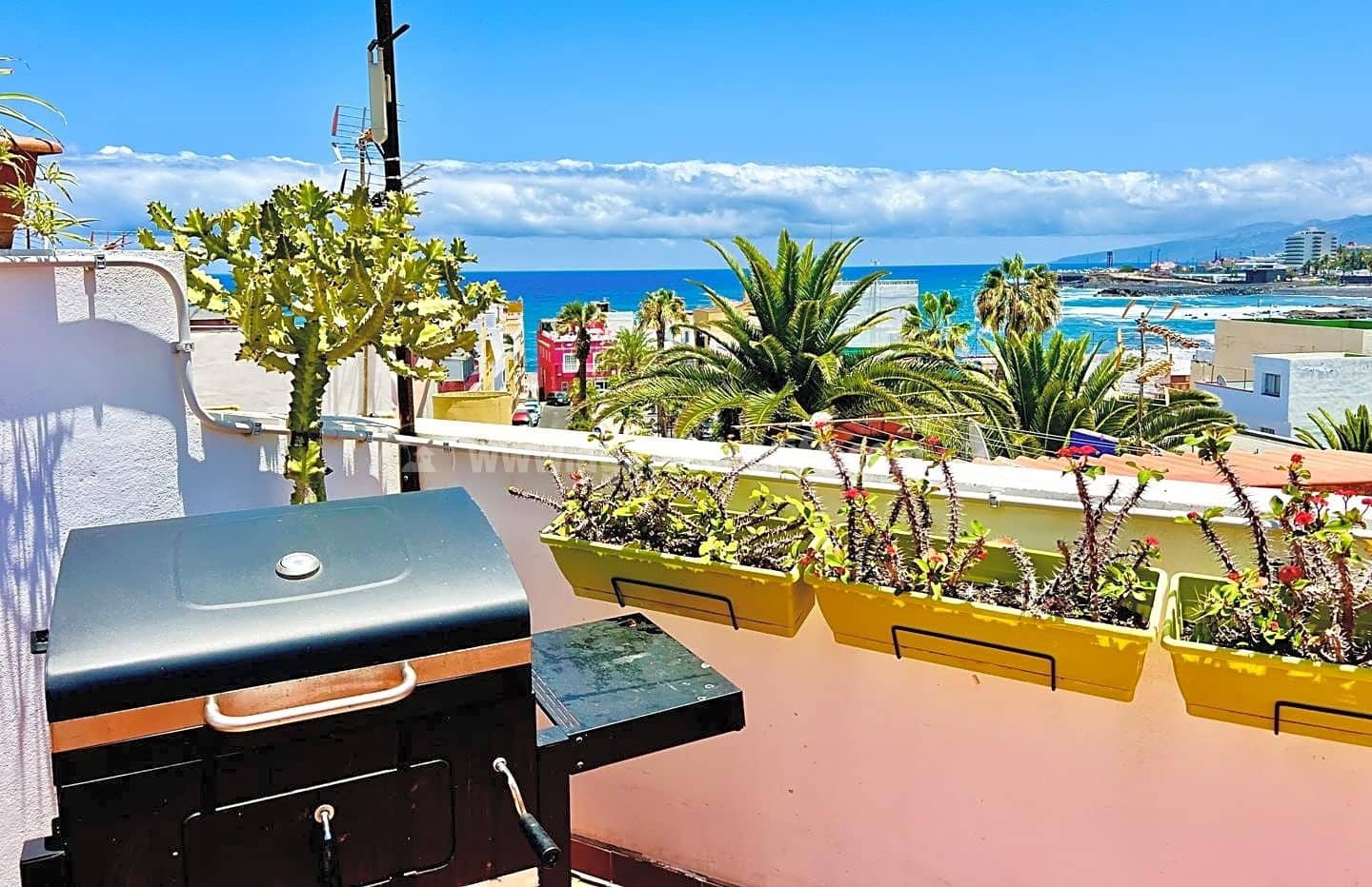 6 chambre Villa/Maison à vendre à Puerto de la Cruz - 600 000 € (Ref: 8454334)