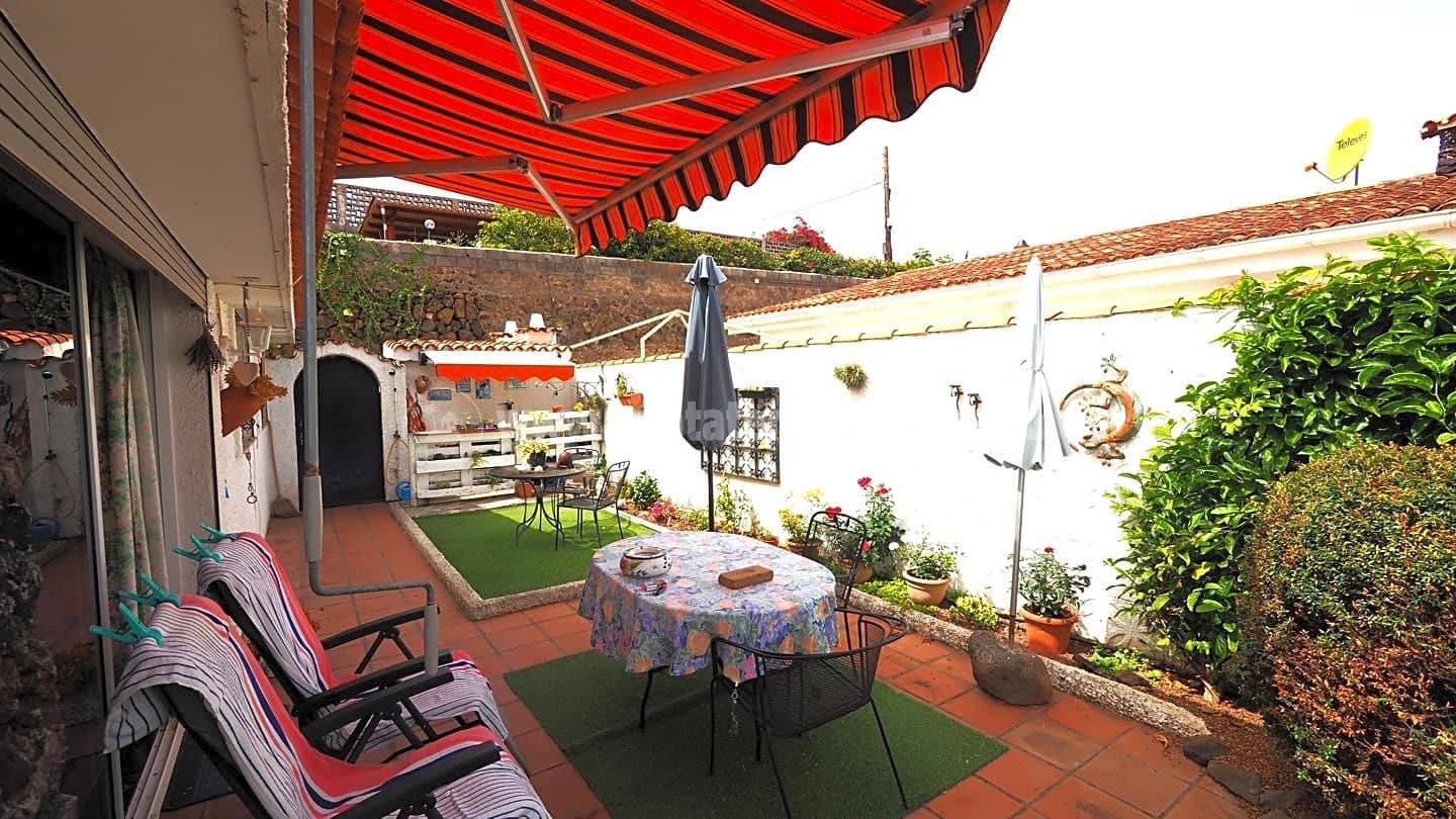 1 slaapkamer Villa te koop in La Victoria de Acentejo met zwembad - € 320.000 (Ref: 8459134)