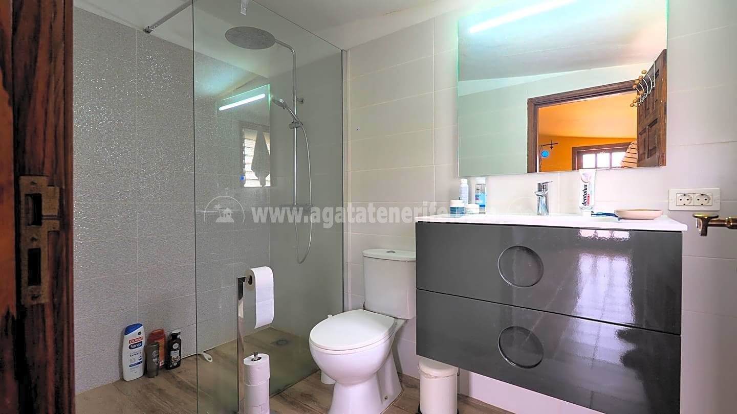 3 bedroom Finca/Country House for sale in Icod de los Vinos - € 460,000 (Ref: 8500056)