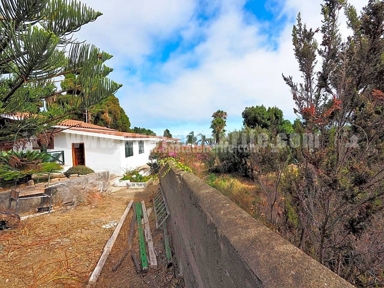 3 bedroom Finca/Country House for sale in Icod de los Vinos - € 460,000 (Ref: 8500056)