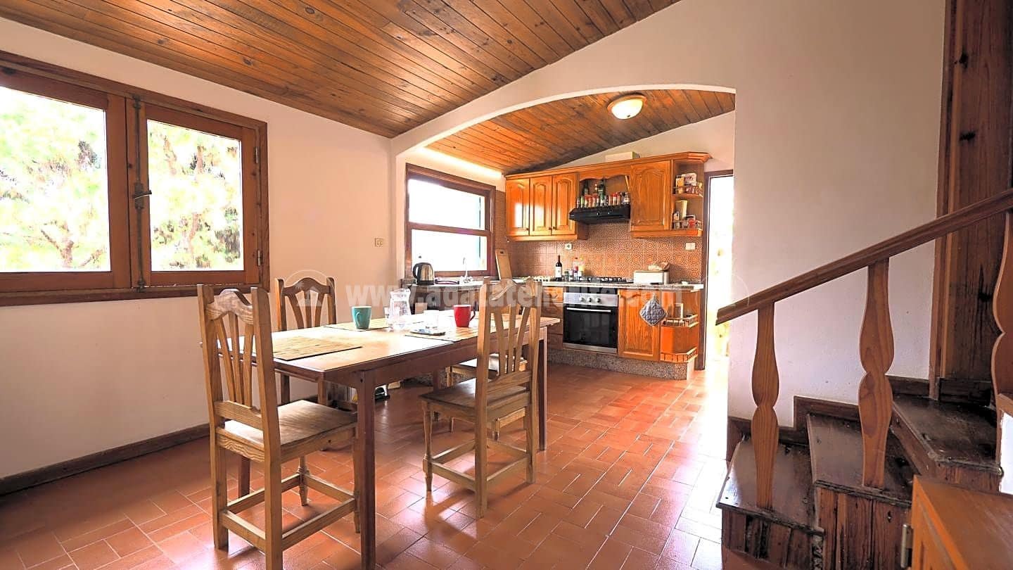 3 bedroom Finca/Country House for sale in Icod de los Vinos - € 460,000 (Ref: 8500056)