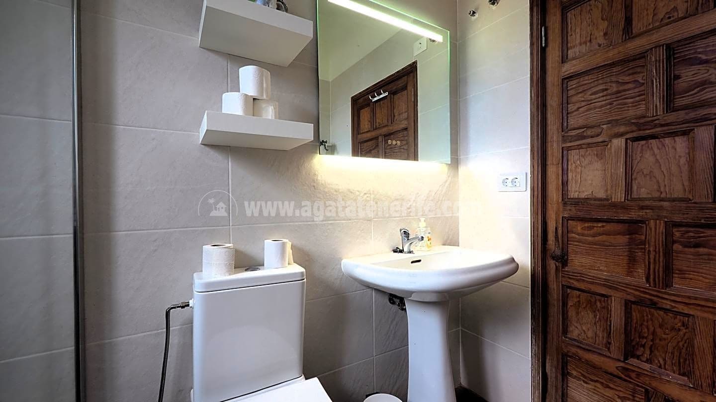 3 bedroom Finca/Country House for sale in Icod de los Vinos - € 460,000 (Ref: 8500056)