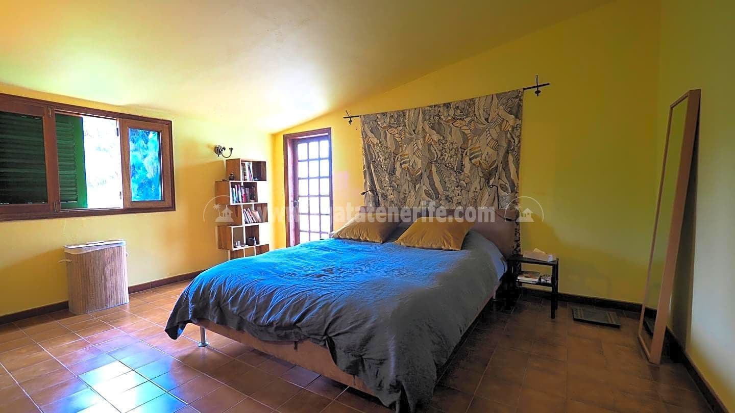 3 bedroom Finca/Country House for sale in Icod de los Vinos - € 460,000 (Ref: 8500056)