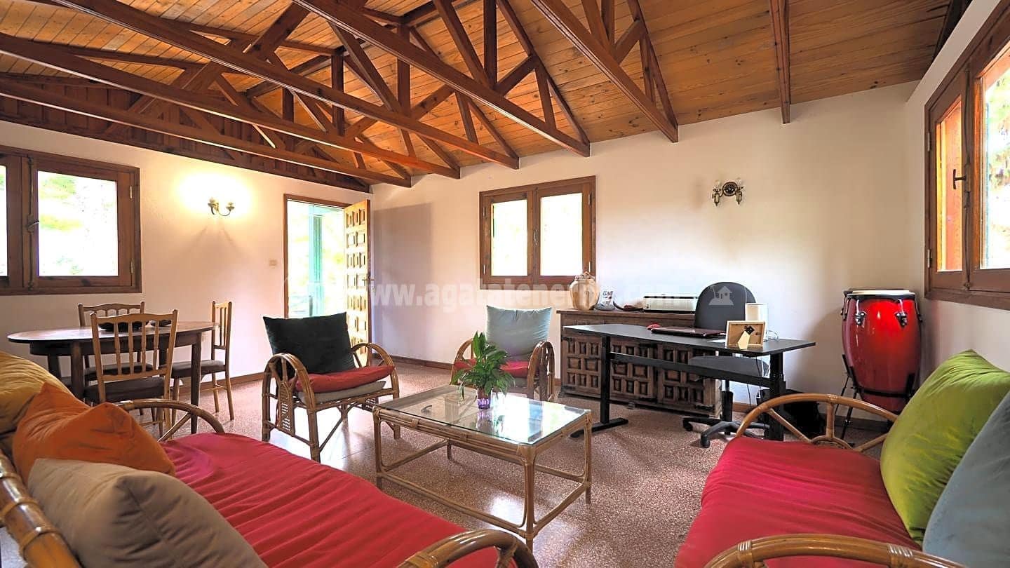 3 bedroom Finca/Country House for sale in Icod de los Vinos - € 460,000 (Ref: 8500056)