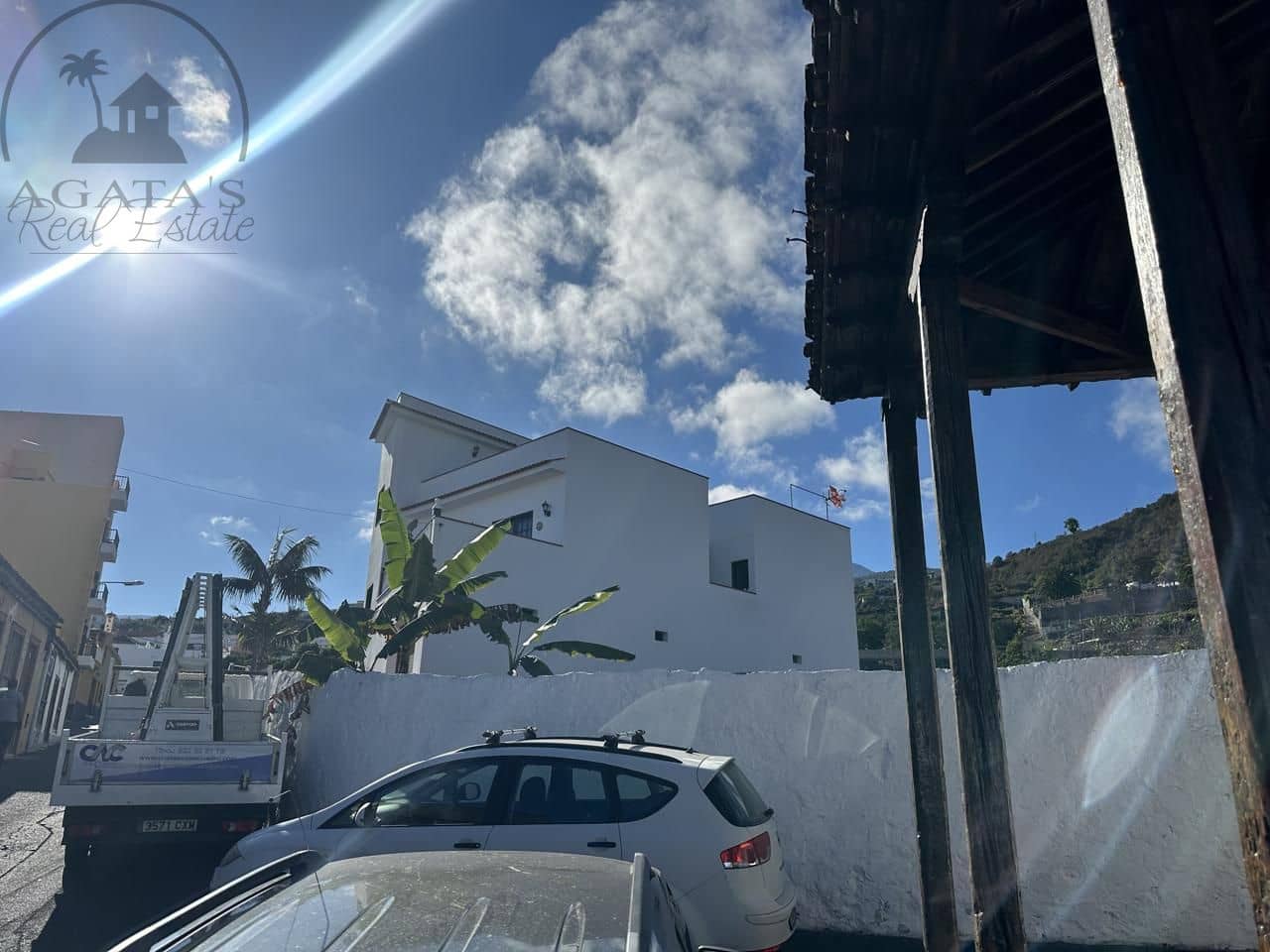 3 bedroom Villa for sale in Icod de los Vinos with garage - € 300,000 (Ref: 8552519)