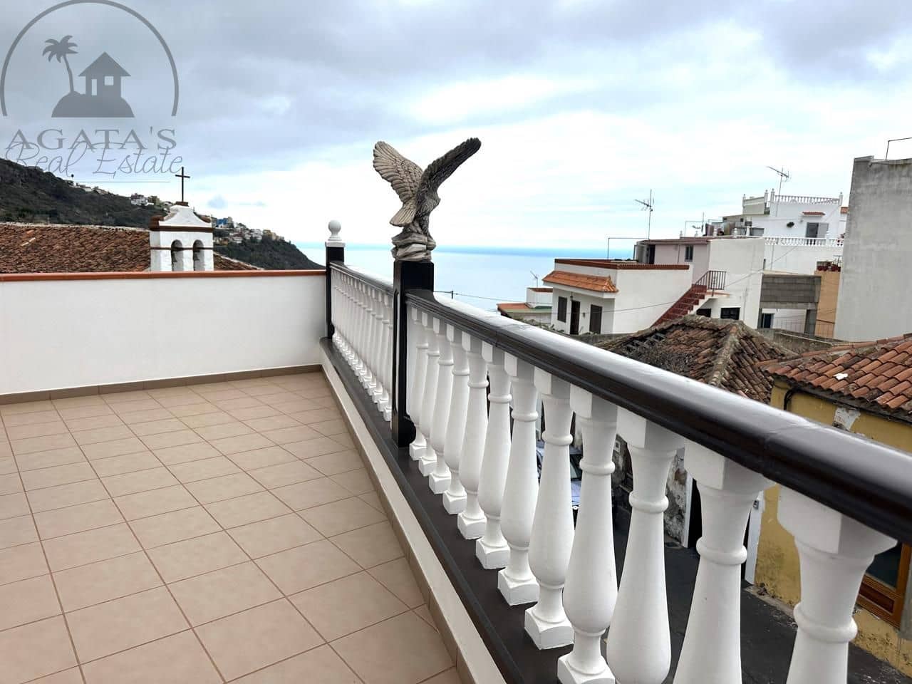 3 bedroom Villa for sale in Icod de los Vinos with garage - € 300,000 (Ref: 8552519)