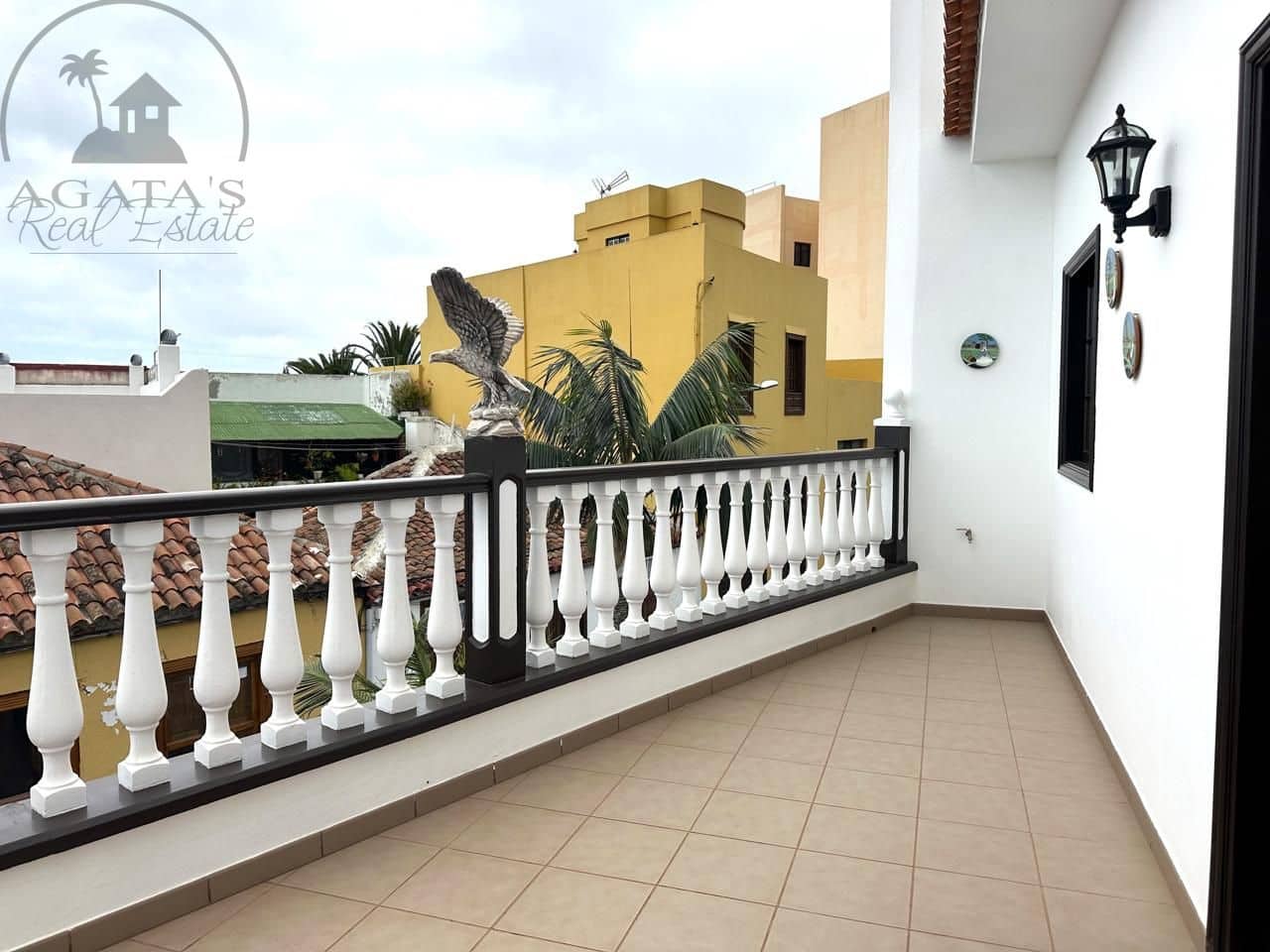 3 bedroom Villa for sale in Icod de los Vinos with garage - € 300,000 (Ref: 8552519)