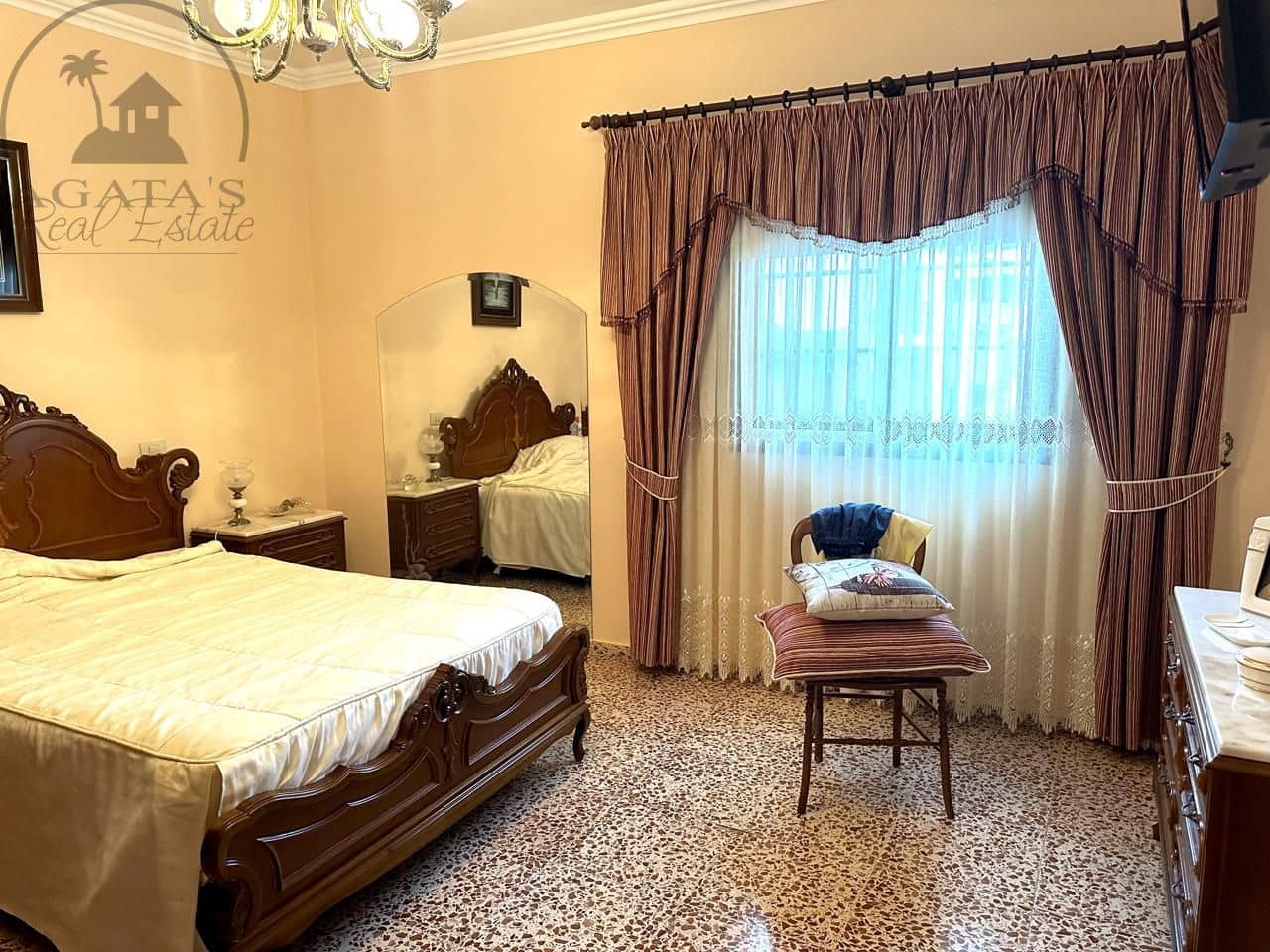 3 bedroom Villa for sale in Icod de los Vinos with garage - € 300,000 (Ref: 8552519)