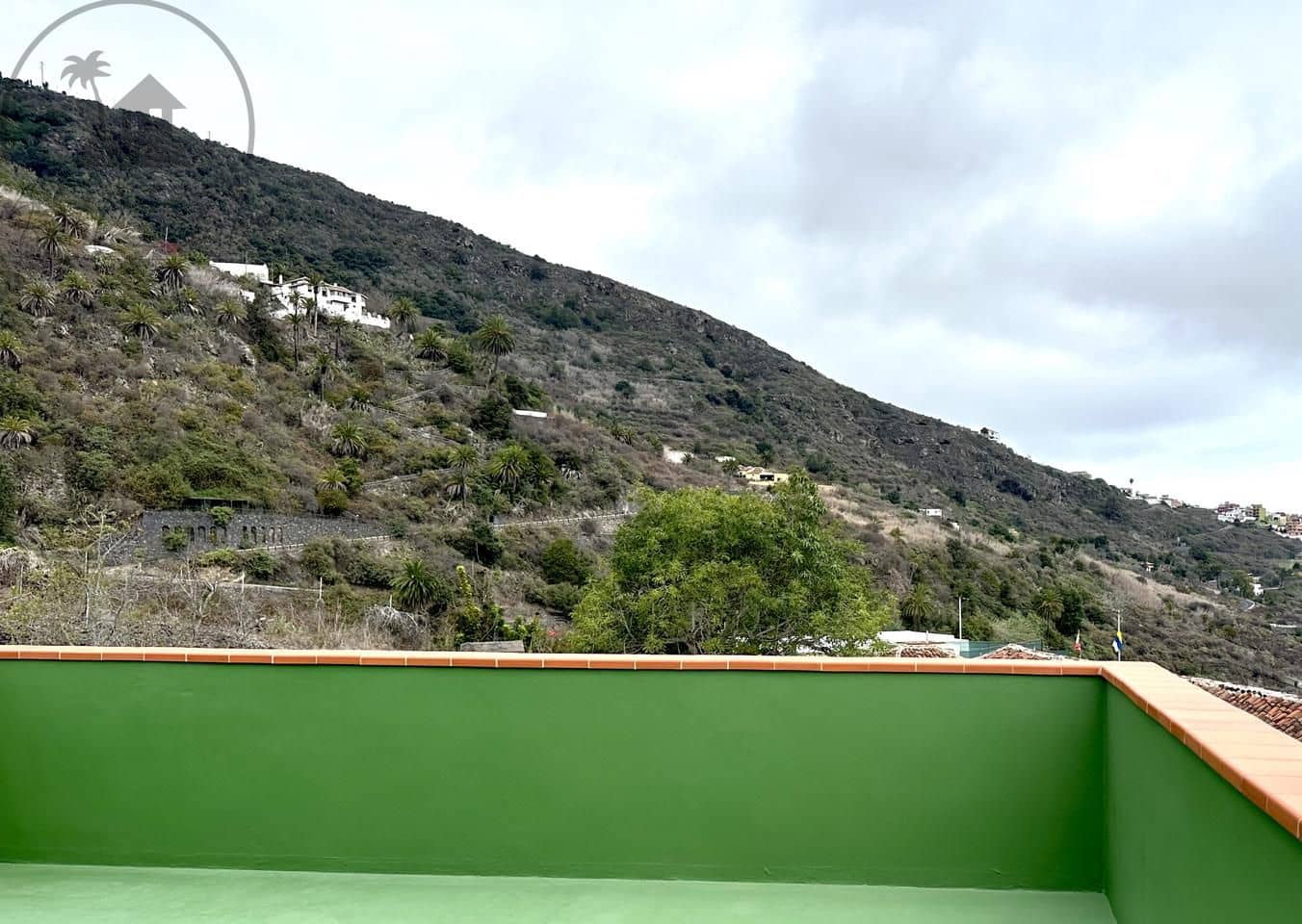 3 bedroom Villa for sale in Icod de los Vinos with garage - € 300,000 (Ref: 8552519)