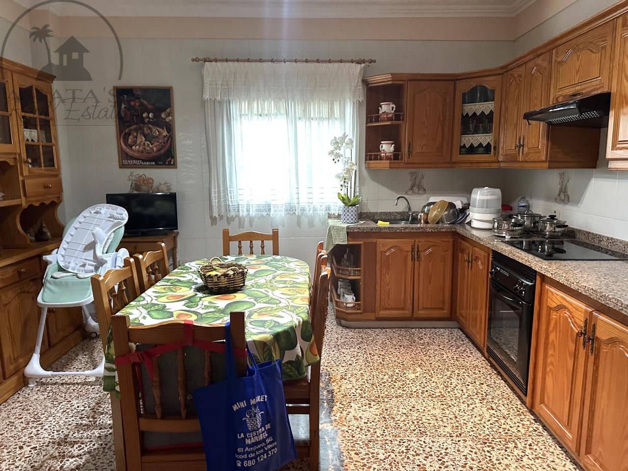 3 bedroom Villa for sale in Icod de los Vinos with garage - € 300,000 (Ref: 8552519)