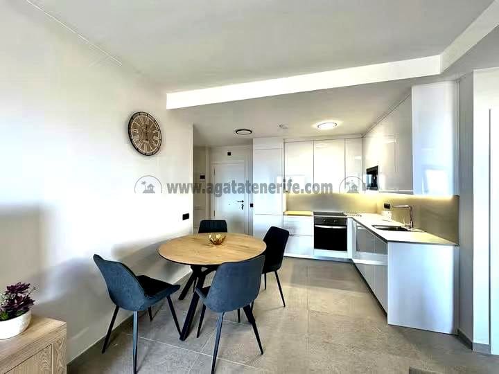 2 sypialnia Mieszkanie na sprzedaż w Puerto de la Cruz z basenem garażem - 340 000 € (Ref: 8743943)