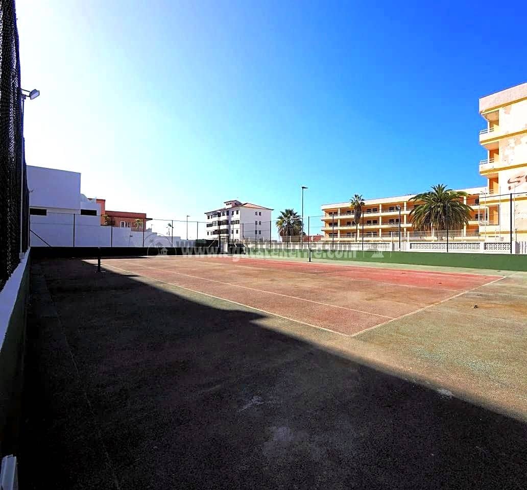 2 sypialnia Mieszkanie na sprzedaż w Puerto de la Cruz z basenem garażem - 340 000 € (Ref: 8743943)