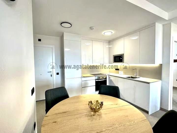 2 sypialnia Mieszkanie na sprzedaż w Puerto de la Cruz z basenem garażem - 340 000 € (Ref: 8743943)