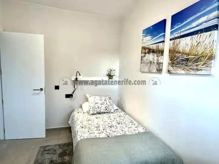 2 sypialnia Mieszkanie na sprzedaż w Puerto de la Cruz z basenem garażem - 340 000 € (Ref: 8743943)