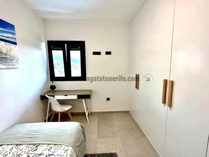 2 sypialnia Mieszkanie na sprzedaż w Puerto de la Cruz z basenem garażem - 340 000 € (Ref: 8743943)