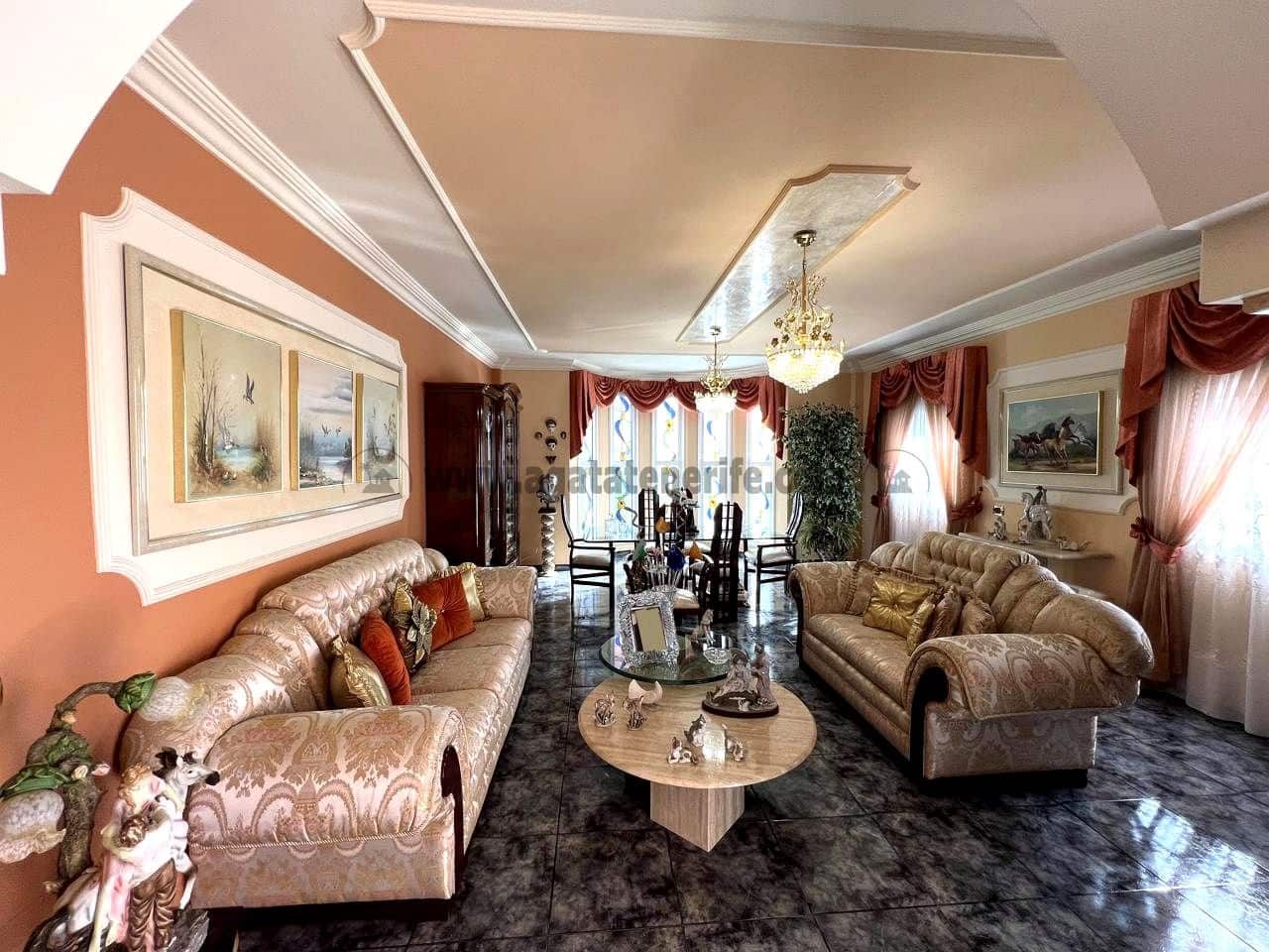 3 soveværelse Villa til salg i Icod de los Vinos med garage - € 539.000 (Ref: 8779852)