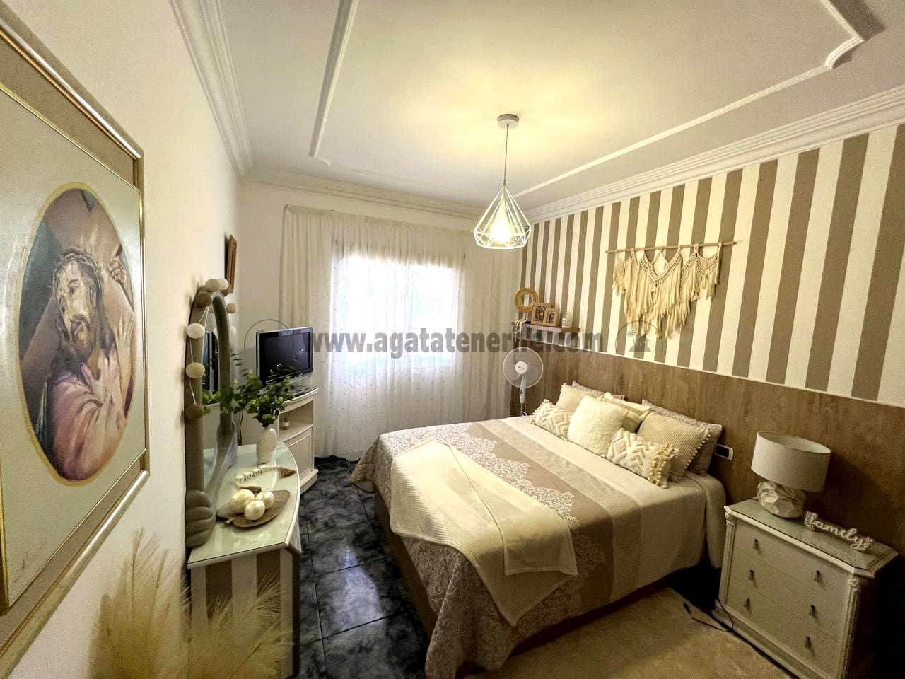 3 soveværelse Villa til salg i Icod de los Vinos med garage - € 539.000 (Ref: 8779852)