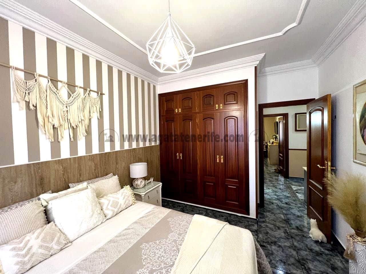 3 soveværelse Villa til salg i Icod de los Vinos med garage - € 539.000 (Ref: 8779852)