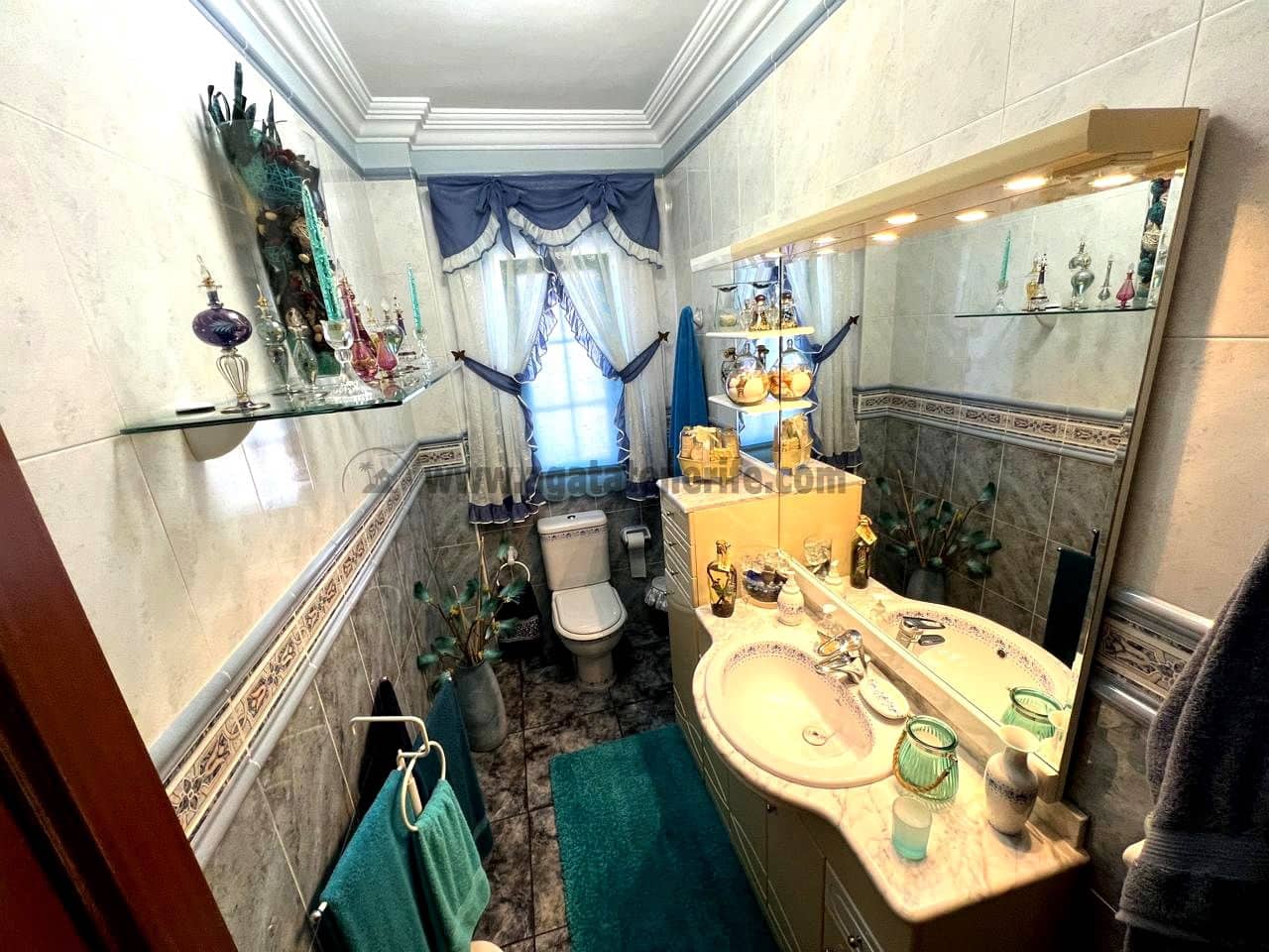 3 soveværelse Villa til salg i Icod de los Vinos med garage - € 539.000 (Ref: 8779852)