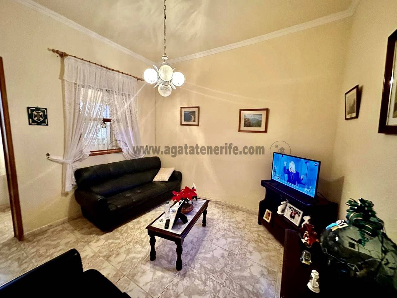 4 soveværelse Villa til salg i Los Silos med garage - € 315.000 (Ref: 8814212)