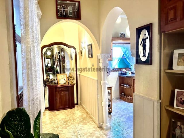 4 slaapkamer Villa te koop in Los Silos met garage - € 315.000 (Ref: 8814212)