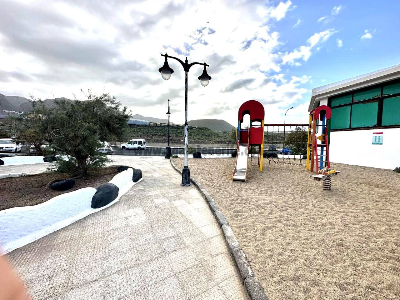 4 soveværelse Villa til salg i Los Silos med garage - € 315.000 (Ref: 8814212)