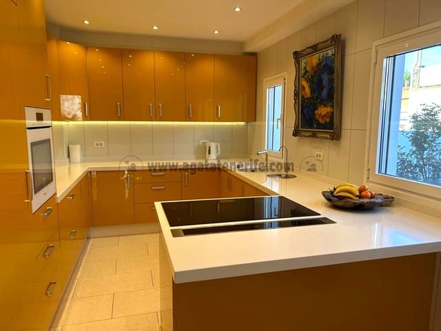 4 sovrum Villa till salu i Los Realejos med garage - 695 000 € (Ref: 8864223)