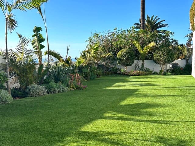 4 sovrum Villa till salu i Los Realejos med garage - 695 000 € (Ref: 8864223)