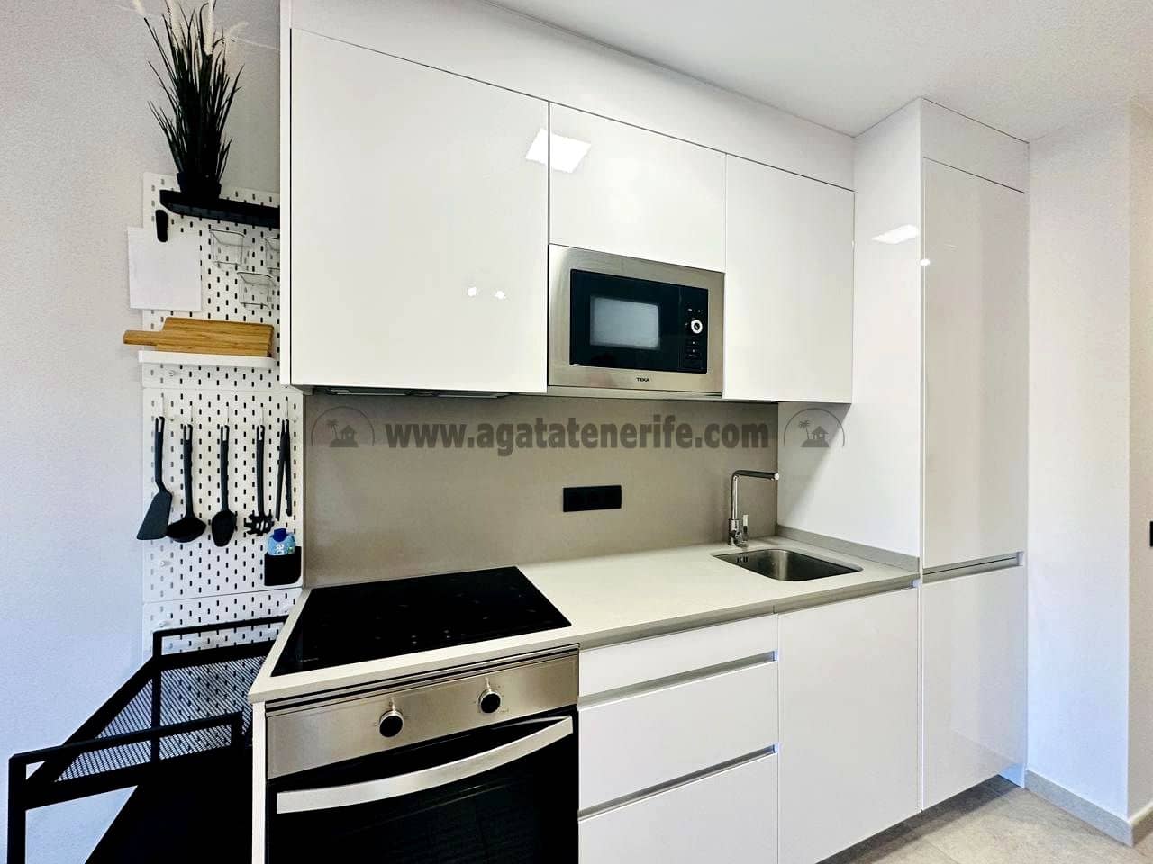 1 chambre Appartement à vendre à Puerto de la Cruz avec piscine garage - 240 000 € (Ref: 8953995)