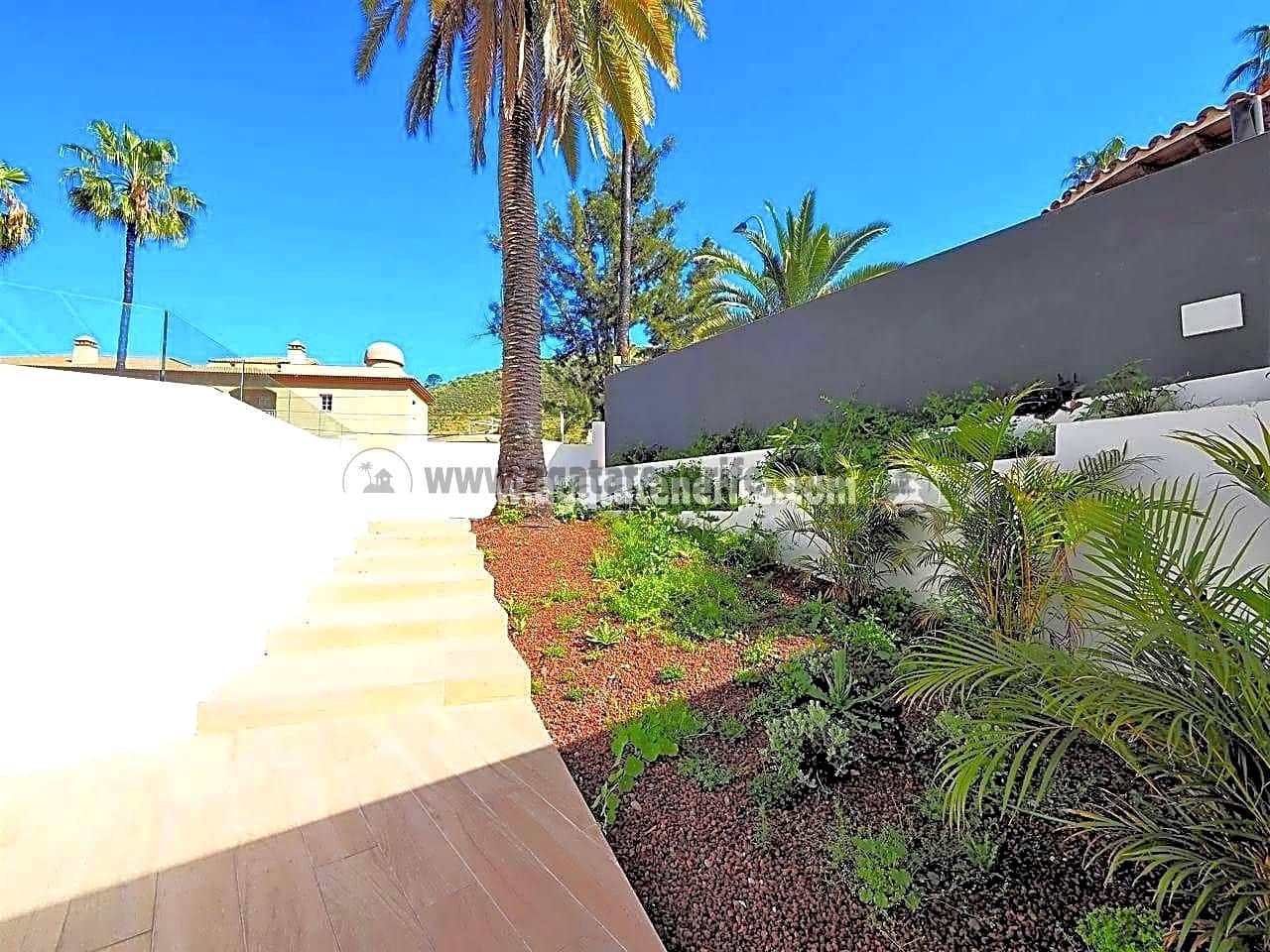 1 chambre Appartement à vendre à Puerto de la Cruz avec piscine garage - 240 000 € (Ref: 8953995)