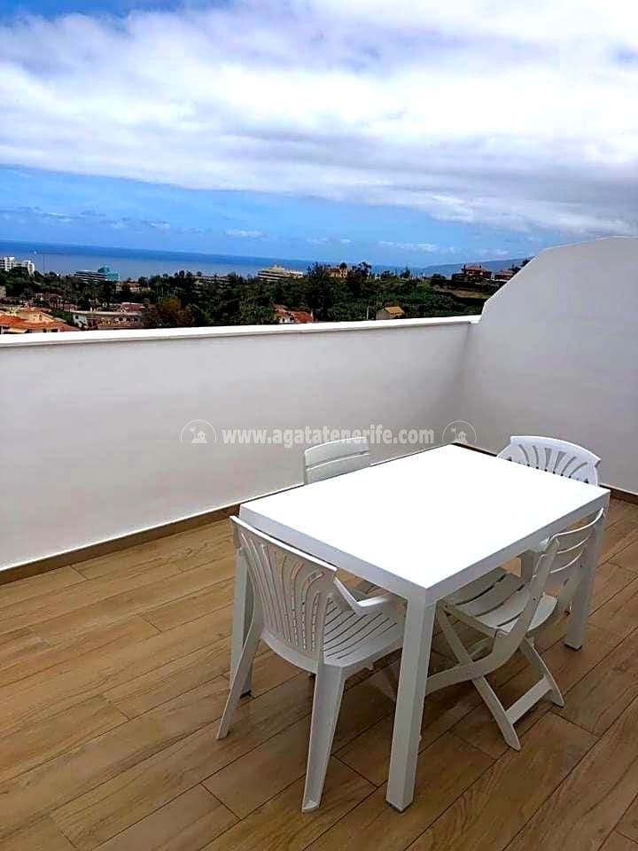 Appartement de 1 chambre à louer à Puerto de la Cruz avec piscine garage - 1 100 € (Ref: 8977551)