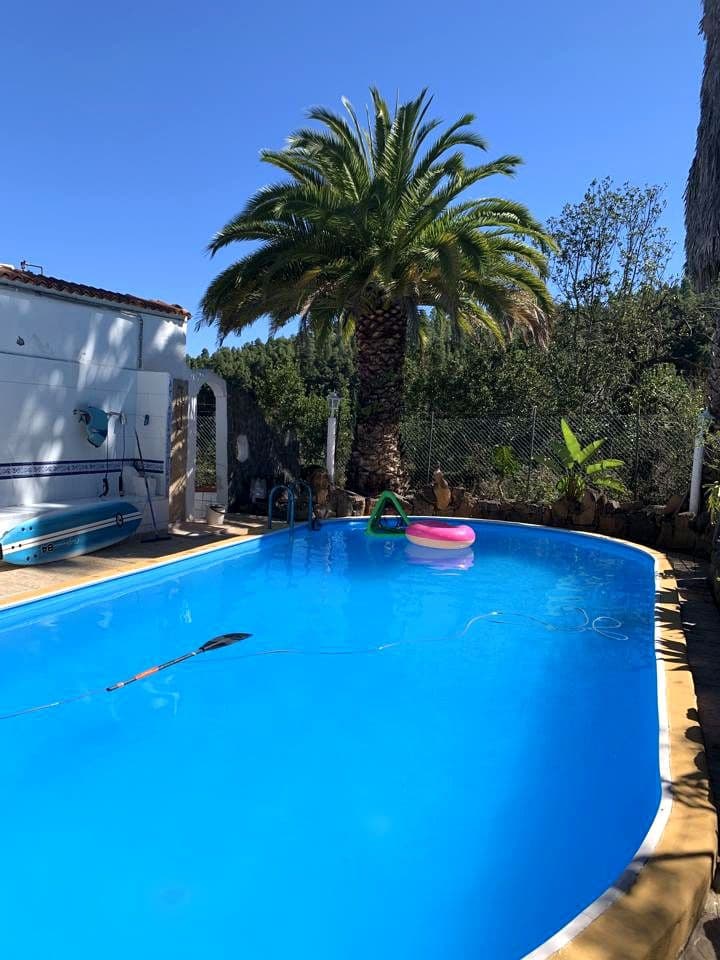 3 soveværelse Finca/Landehus til salg i Icod de los Vinos med swimmingpool - € 450.000 (Ref: 8980014)