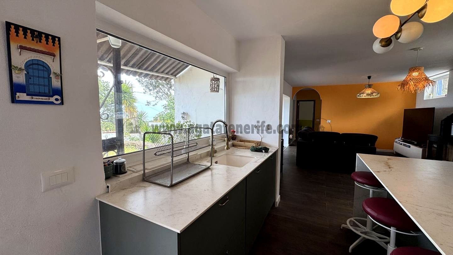 3 soveværelse Finca/Landehus til salg i Icod de los Vinos med swimmingpool - € 450.000 (Ref: 8980014)