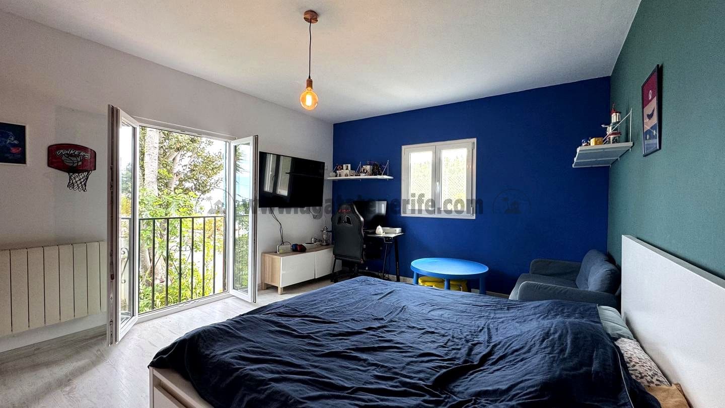 3 soveværelse Finca/Landehus til salg i Icod de los Vinos med swimmingpool - € 450.000 (Ref: 8980014)