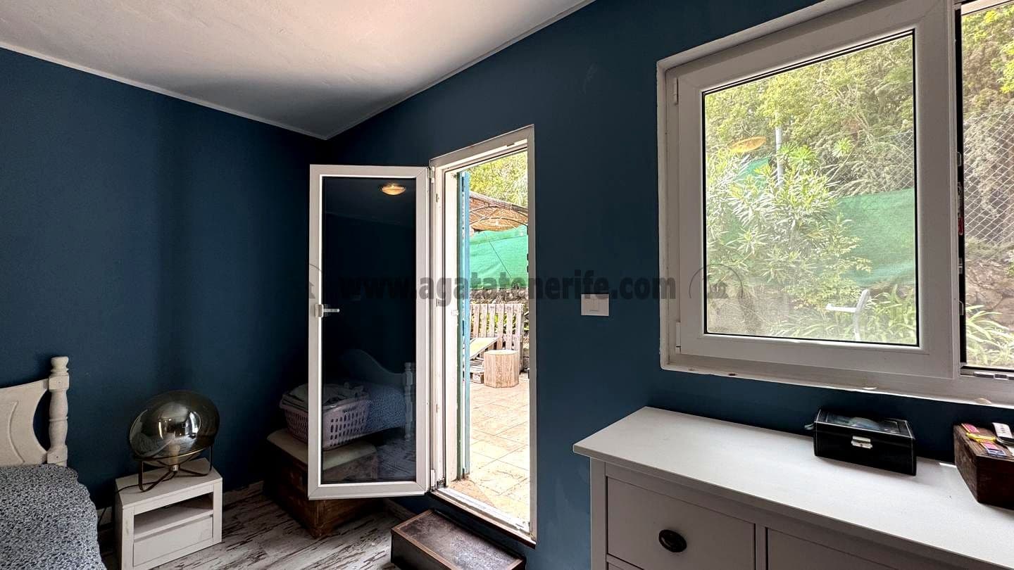 3 soveværelse Finca/Landehus til salg i Icod de los Vinos med swimmingpool - € 450.000 (Ref: 8980014)