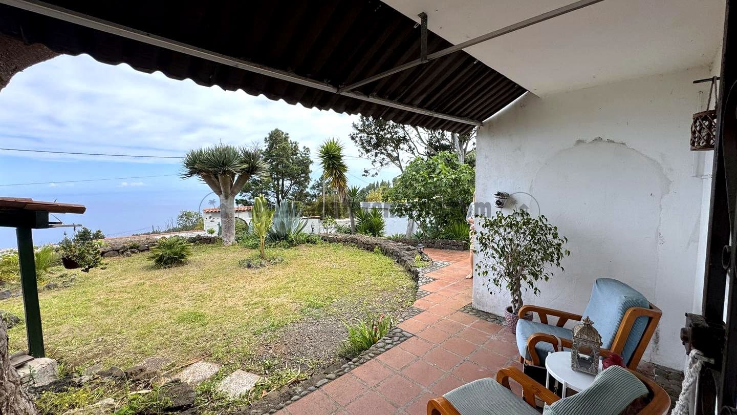 3 soveværelse Finca/Landehus til salg i Icod de los Vinos med swimmingpool - € 450.000 (Ref: 8980014)