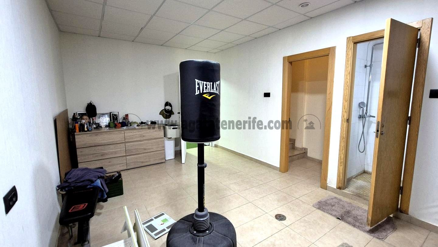 2 soverom Villa til salgs i Santiago del Teide med svømmebasseng garasje - € 520 000 (Ref: 8981934)