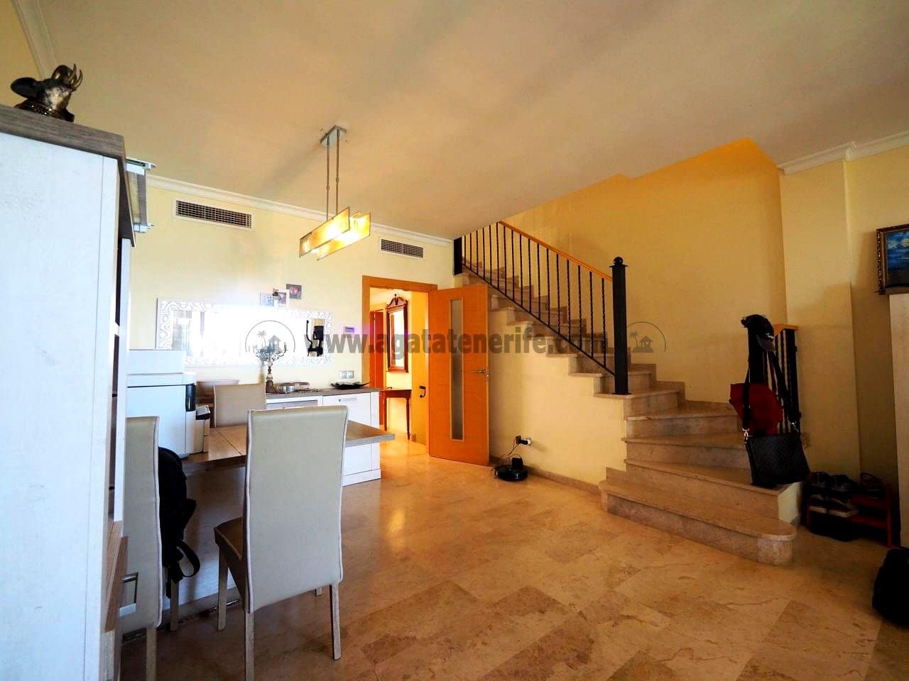 2 soverom Villa til salgs i Santiago del Teide med svømmebasseng garasje - € 520 000 (Ref: 8981934)