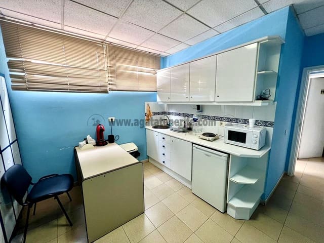 10 soveværelse Virksomhed til salg i La Orotava - € 850.000 (Ref: 9004568)