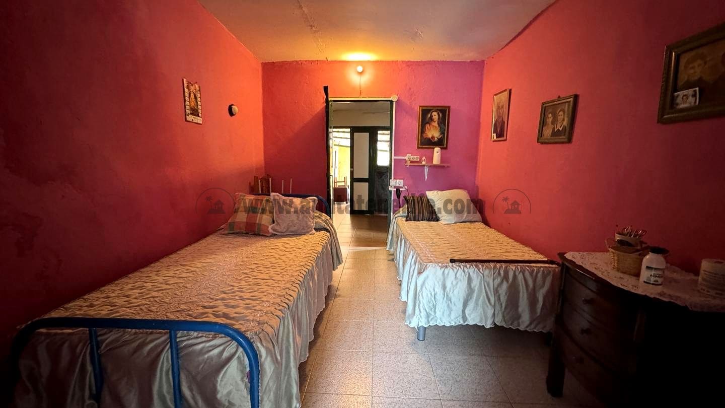 6 soveværelse Finca/Landehus til salg i Icod de los Vinos - € 270.000 (Ref: 9026287)