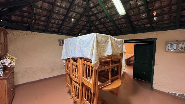 6 sypialnia Finka/Dom wiejski na sprzedaż w Icod de los Vinos - 270 000 € (Ref: 9026287)