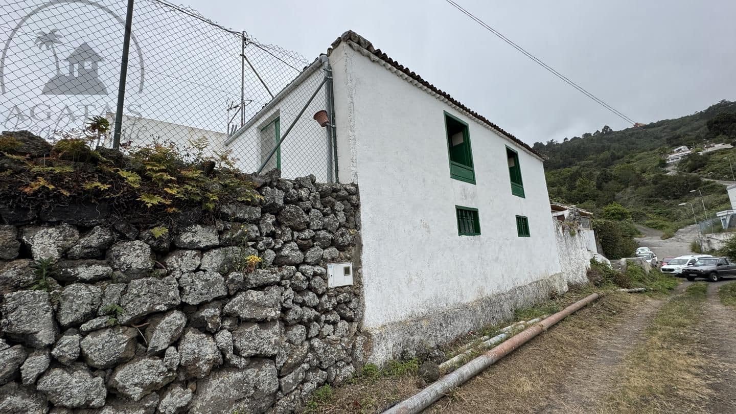 6 bedroom Finca/Country House for sale in Icod de los Vinos - € 270,000 (Ref: 9026287)