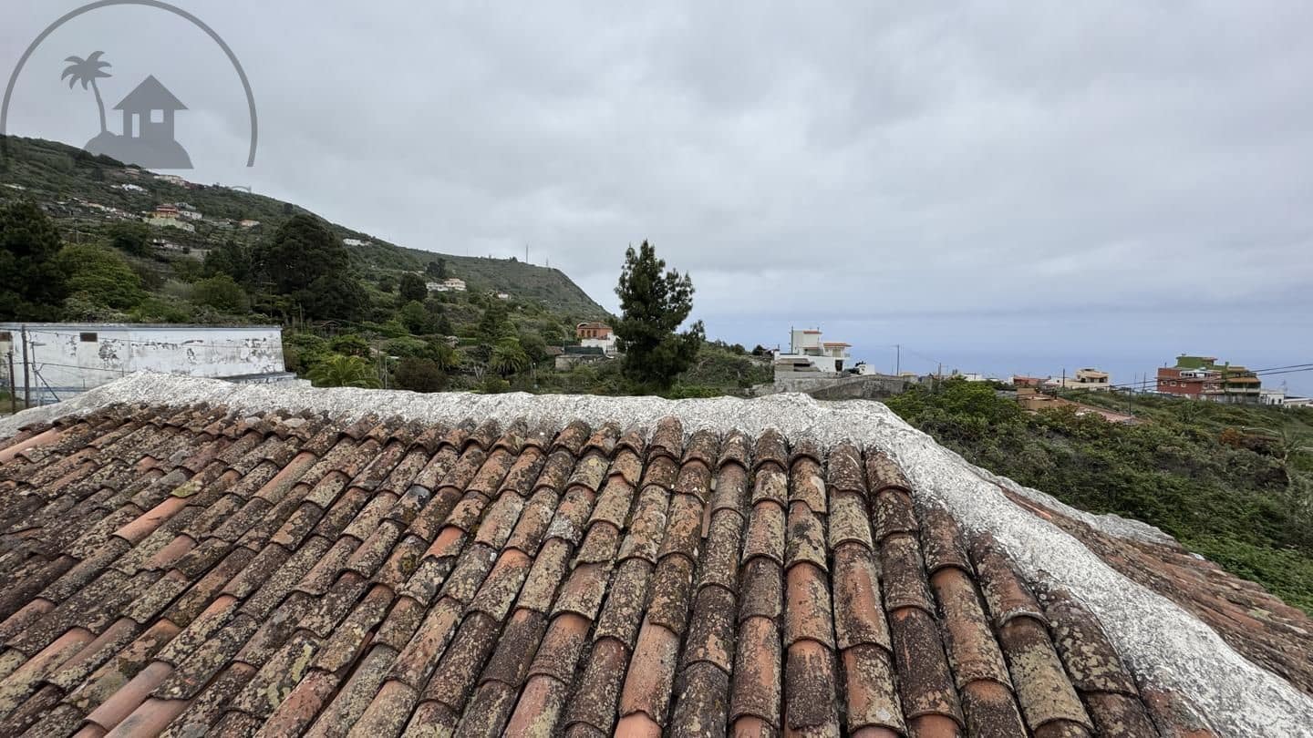 6 bedroom Finca/Country House for sale in Icod de los Vinos - € 270,000 (Ref: 9026287)