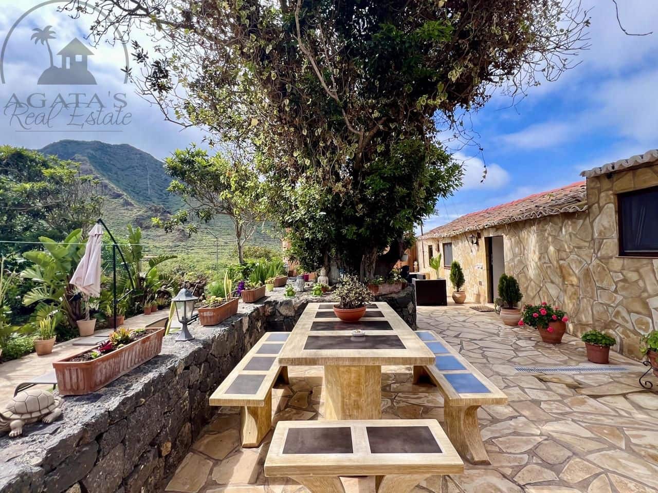 2 bedroom Finca/Country House for sale in Buenavista del Norte - € 310,000 (Ref: 9062087)