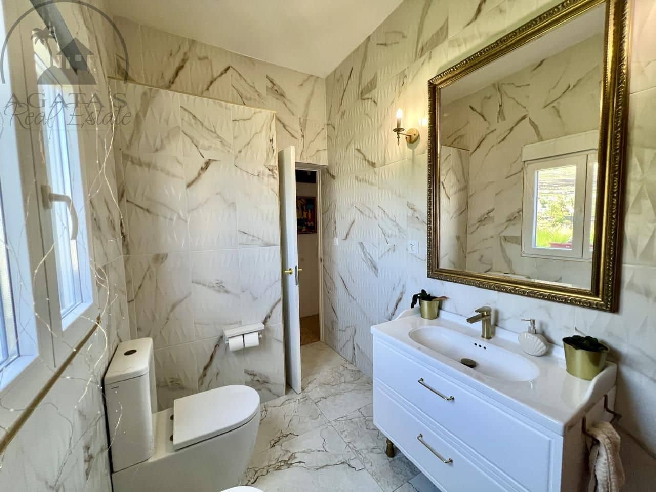 7 bedroom Villa for sale in Garachico with garage - € 850,000 (Ref: 9062088)