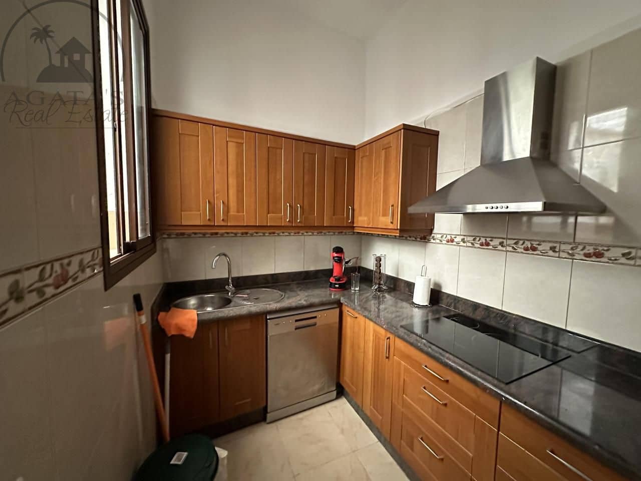 2 bedroom Flat for sale in Santa Cruz de Tenerife - € 364,000 (Ref: 9082599)