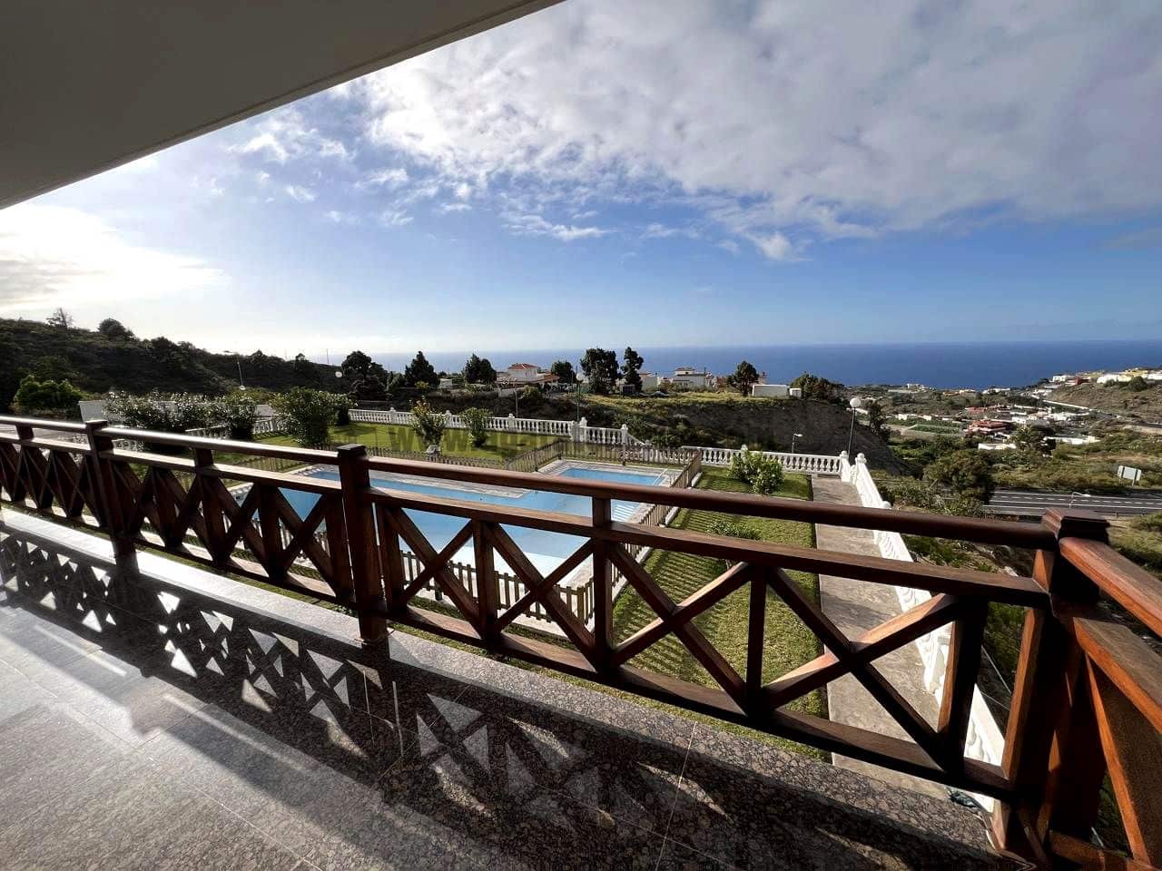 8 soveværelse Finca/Landehus til salg i Icod de los Vinos med swimmingpool - € 2.250.000 (Ref: 9096335)