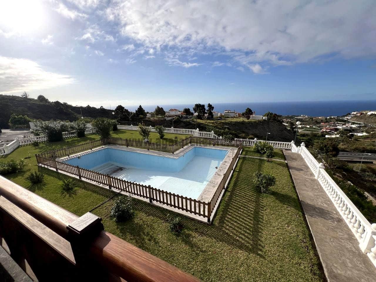 8 soveværelse Finca/Landehus til salg i Icod de los Vinos med swimmingpool - € 2.250.000 (Ref: 9096335)