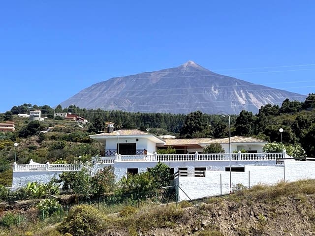 8 slaapkamer Finca/Landhuis te koop in Icod de los Vinos met zwembad - € 2.250.000 (Ref: 9096335)