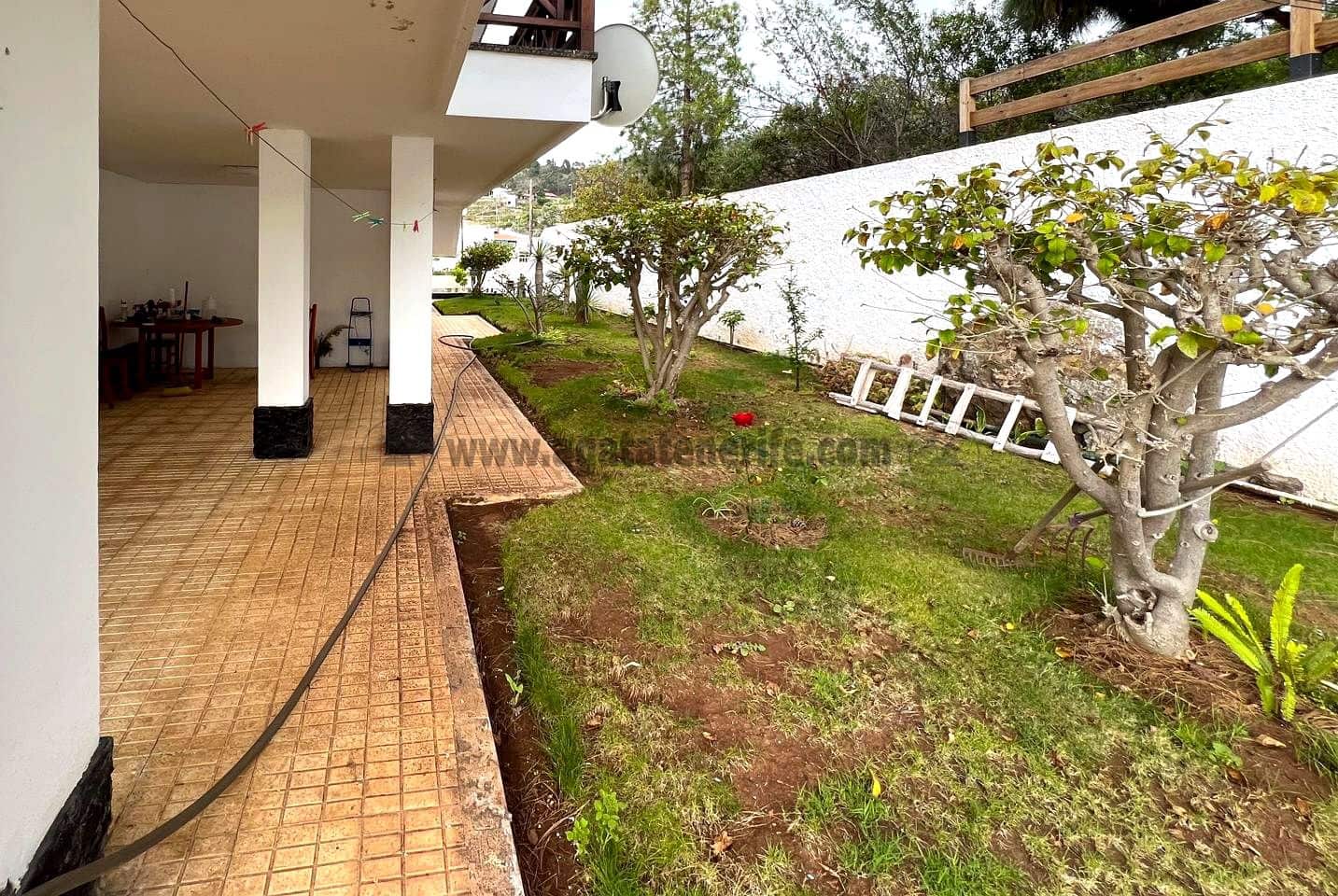 8 soveværelse Finca/Landehus til salg i Icod de los Vinos med swimmingpool - € 2.250.000 (Ref: 9096335)